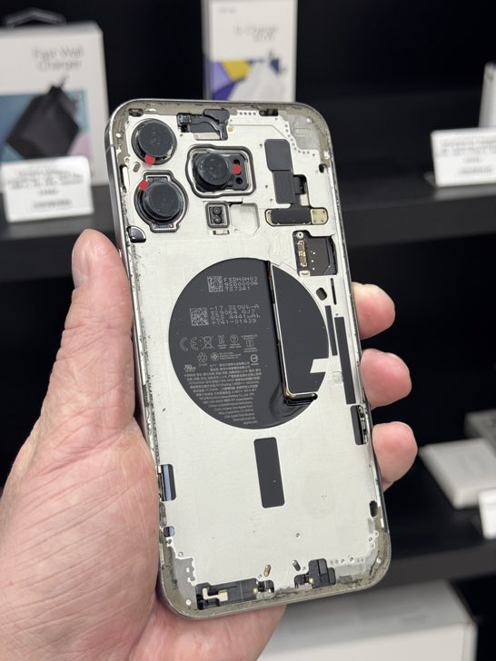 iPhone 15 Pro Max